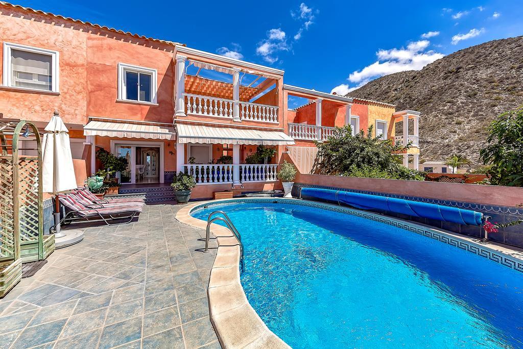 Villa In Los Cristianos Лос-Крістіанос Екстер'єр фото