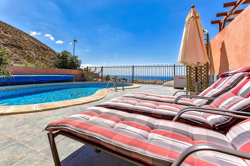 Villa In Los Cristianos Лос-Крістіанос Екстер'єр фото